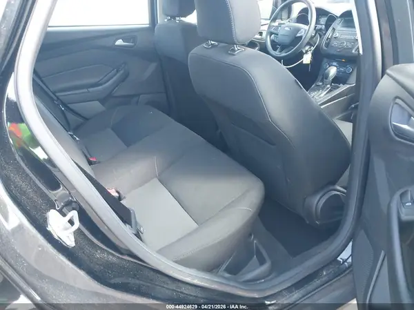 1FADP3FE5JL219267 2018 FORD FOCUS - Image 8