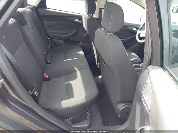 1FADP3FE5JL219785 2018 FORD FOCUS - Image 8