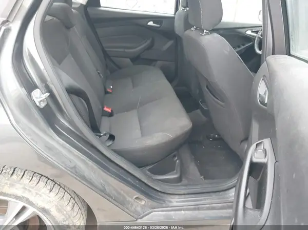 1FADP3FE5JL223643 2018 FORD FOCUS - Image 8