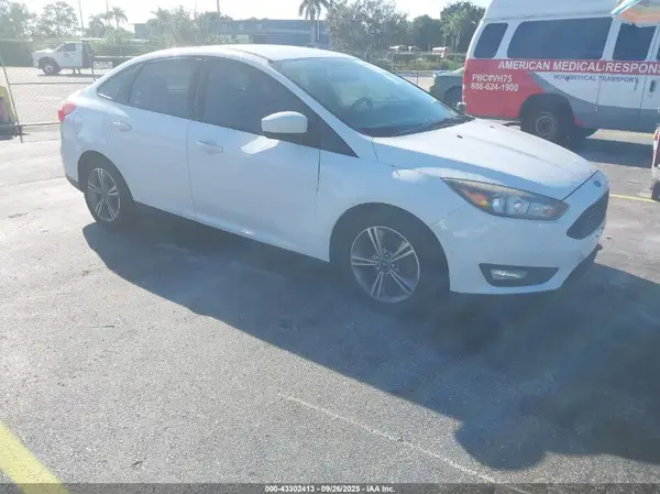 1FADP3FE5JL229376 2018 FORD FOCUS - Image 1