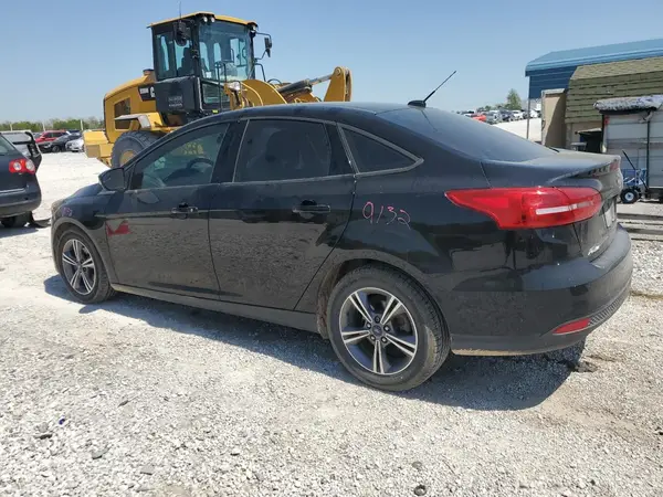 1FADP3FE5JL236330 2018 FORD FOCUS - Image 2