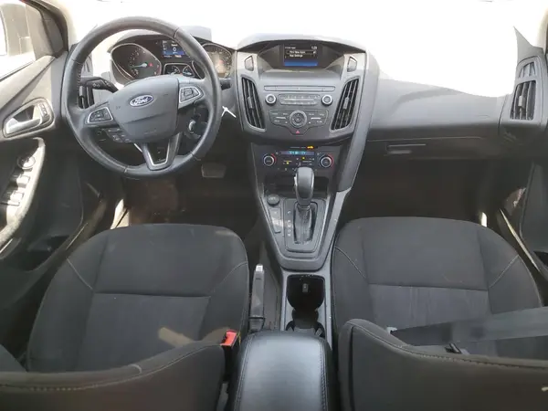 1FADP3FE5JL236330 2018 FORD FOCUS - Image 8