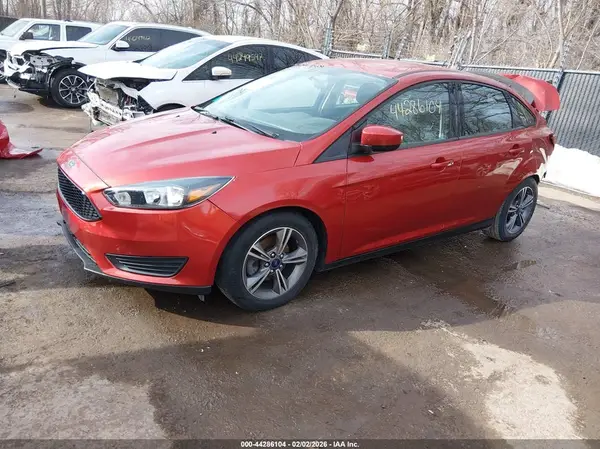 1FADP3FE5JL238725 2018 FORD FOCUS - Image 2