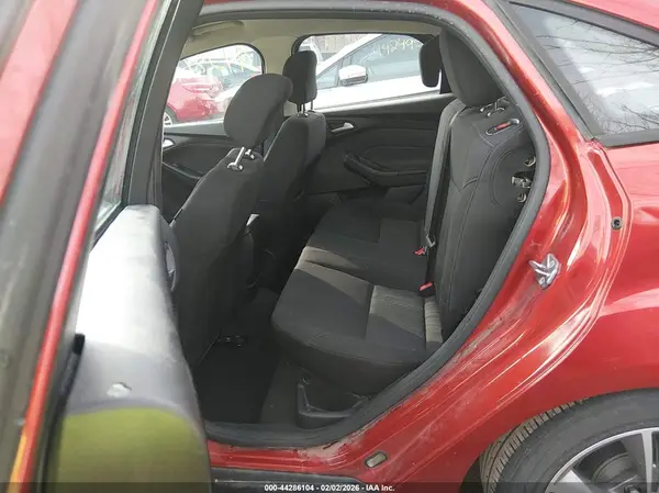 1FADP3FE5JL238725 2018 FORD FOCUS - Image 8
