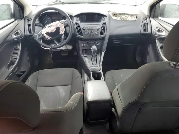 1FADP3FE5JL243102 2018 FORD FOCUS - Image 8