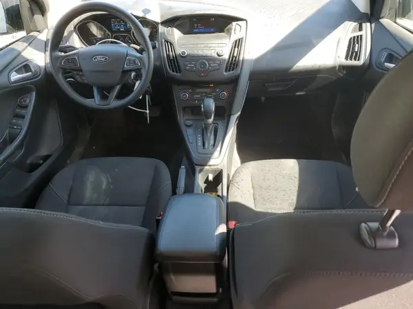 1FADP3FE5JL255010 2018 FORD FOCUS - Image 8