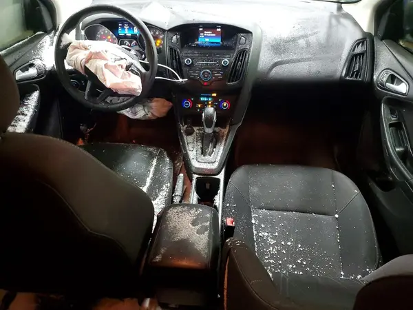 1FADP3FE5JL257291 2018 FORD FOCUS - Image 8