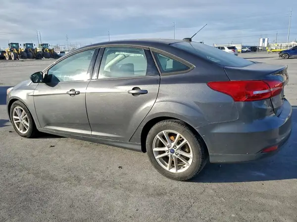 1FADP3FE5JL259333 2018 FORD FOCUS - Image 2