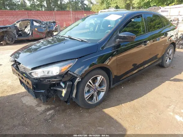 1FADP3FE5JL259459 2018 FORD FOCUS - Image 2