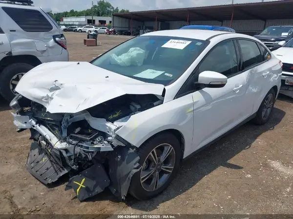 1FADP3FE5JL267982 2018 FORD FOCUS - Image 2