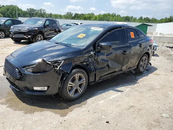 1FADP3FE5JL270185 2018 FORD FOCUS - Image 1