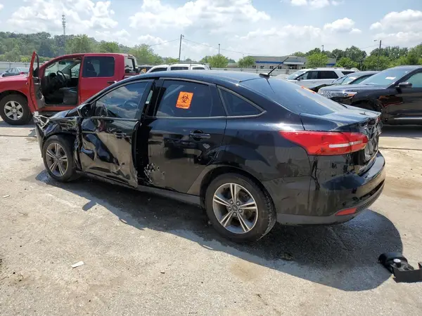 1FADP3FE5JL270185 2018 FORD FOCUS - Image 2