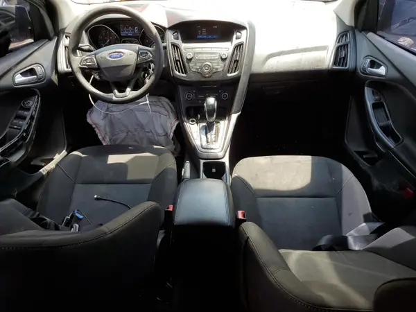 1FADP3FE5JL270185 2018 FORD FOCUS - Image 8