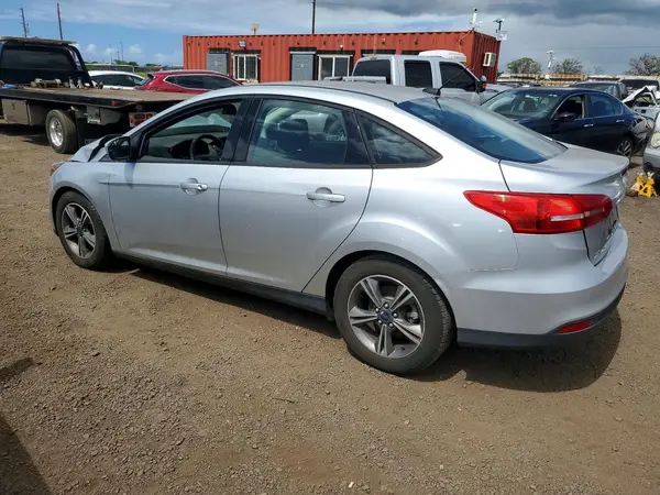 1FADP3FE5JL279128 2018 FORD FOCUS - Image 2