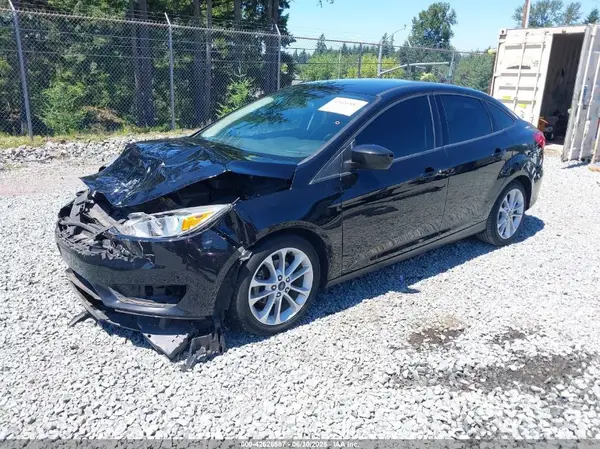 1FADP3FE5JL279274 2018 FORD FOCUS - Image 2