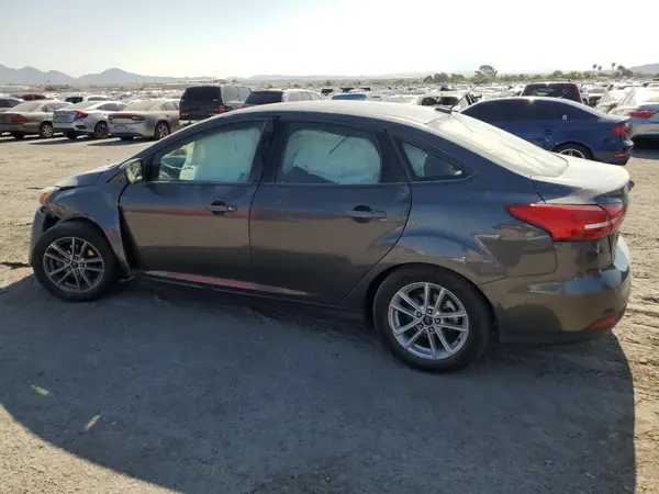 1FADP3FE5JL304092 2018 FORD FOCUS - Image 2
