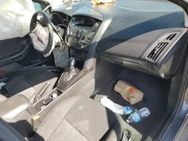 1FADP3FE5JL304092 2018 FORD FOCUS - Image 8