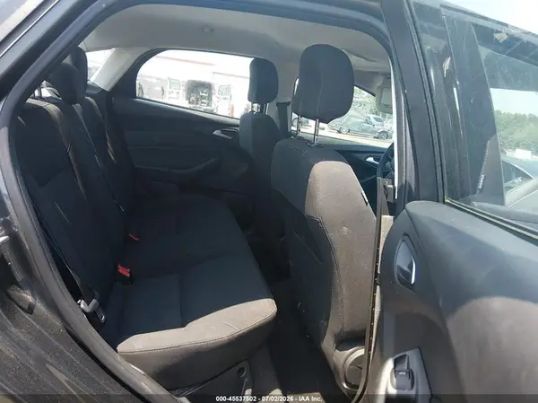 1FADP3FE5JL307509 2018 FORD FOCUS - Image 8
