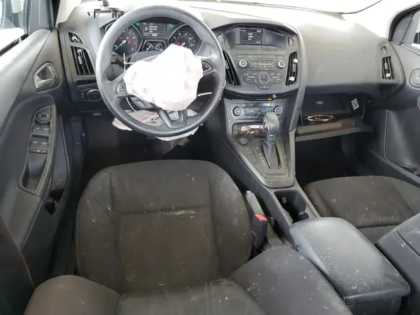 1FADP3FE5JL329350 2018 FORD FOCUS - Image 8