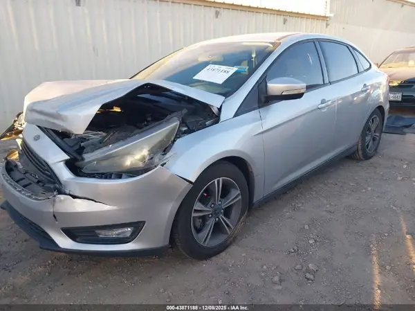 1FADP3FE6GL293208 2016 FORD FOCUS - Image 2