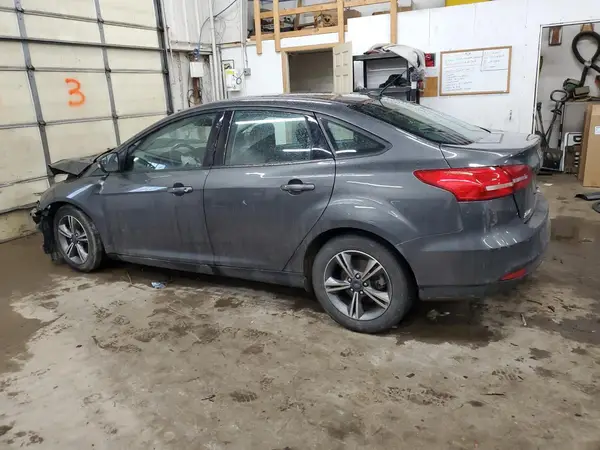 1FADP3FE6HL235813 2017 FORD FOCUS - Image 2