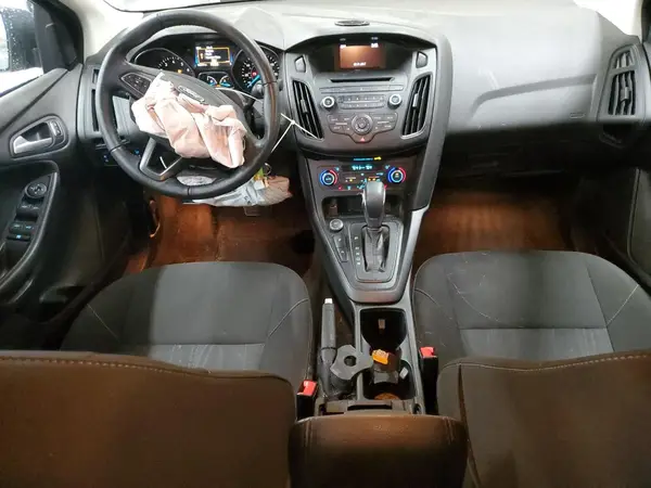 1FADP3FE6HL235813 2017 FORD FOCUS - Image 8