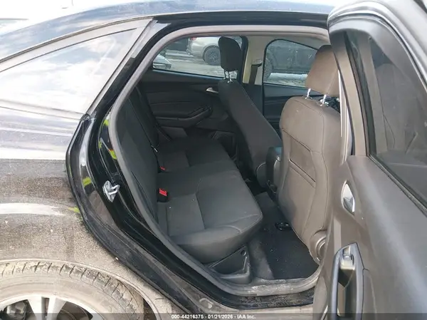 1FADP3FE6HL292481 2017 FORD FOCUS - Image 8