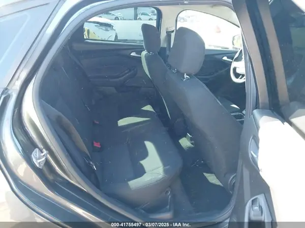 1FADP3FE6HL333451 2017 FORD FOCUS - Image 8