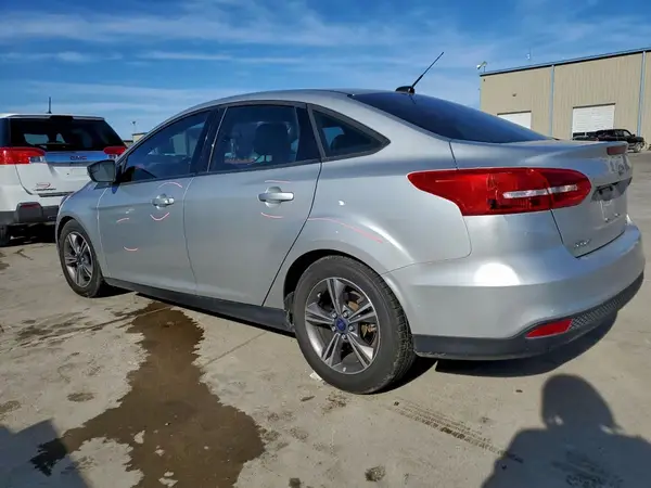 1FADP3FE6JL204227 2018 FORD FOCUS - Image 2