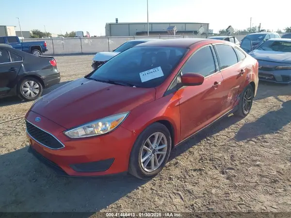 1FADP3FE6JL266050 2018 FORD FOCUS - Image 2