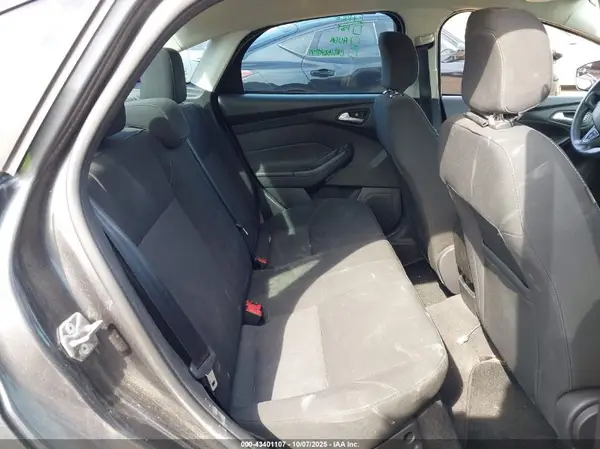 1FADP3FE6JL269966 2018 FORD FOCUS - Image 8