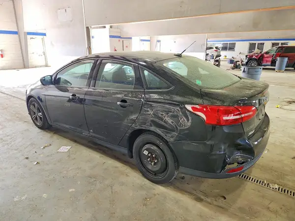 1FADP3FE6JL289330 2018 FORD FOCUS - Image 2