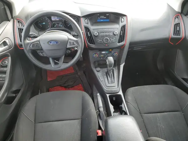 1FADP3FE6JL300584 2018 FORD FOCUS - Image 8