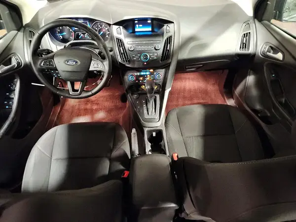 1FADP3FE6JL306918 2018 FORD FOCUS - Image 8
