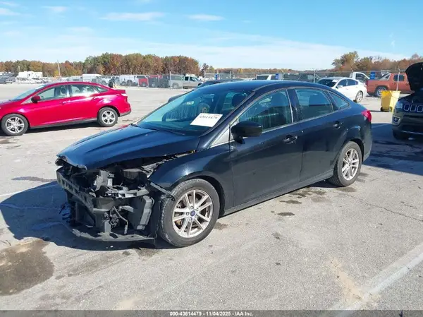 1FADP3FE6JL310516 2018 FORD FOCUS - Image 2