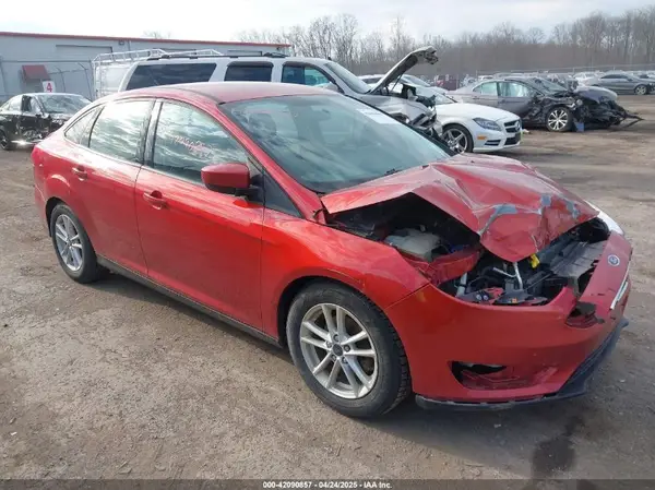 1FADP3FE6JL318552 2018 FORD FOCUS - Image 1
