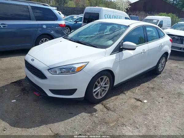 1FADP3FE6JL325288 2018 FORD FOCUS - Image 2