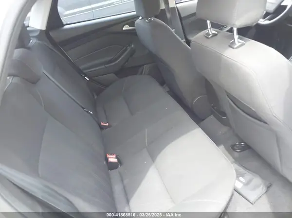 1FADP3FE7GL296666 2016 FORD FOCUS - Image 8