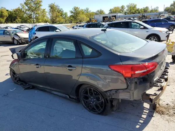 1FADP3FE7GL304524 2016 FORD FOCUS - Image 2