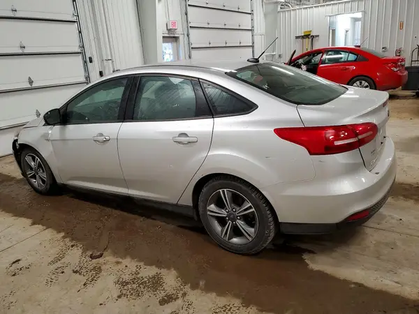1FADP3FE7GL395469 2016 FORD FOCUS - Image 2
