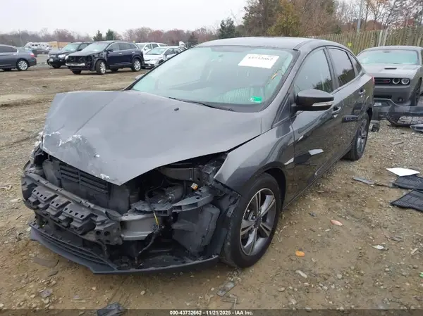1FADP3FE7HL240857 2017 FORD FOCUS - Image 2