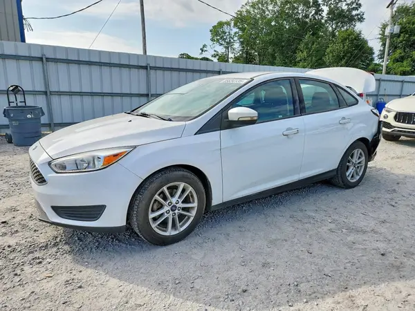 1FADP3FE7HL260025 2017 FORD FOCUS - Image 1
