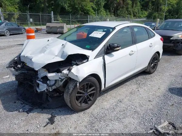 1FADP3FE7HL289315 2017 FORD FOCUS - Image 2