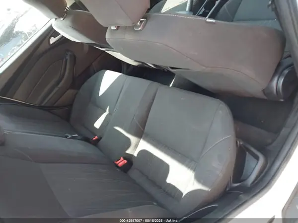 1FADP3FE7HL289315 2017 FORD FOCUS - Image 8