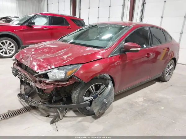 1FADP3FE7HL299696 2017 FORD FOCUS - Image 2