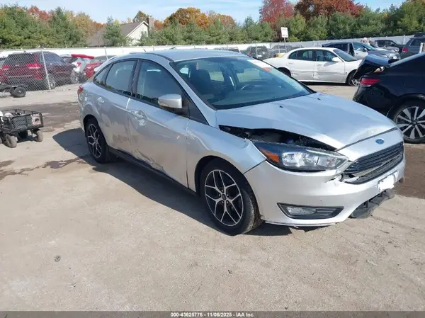 1FADP3FE7HL339341 2017 FORD FOCUS - Image 1