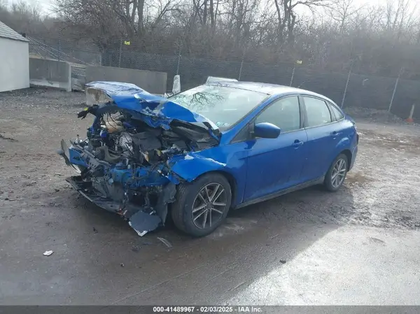 1FADP3FE7JL200655 2018 FORD FOCUS - Image 2