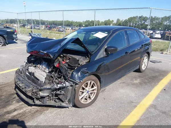 1FADP3FE7JL202177 2018 FORD FOCUS - Image 2