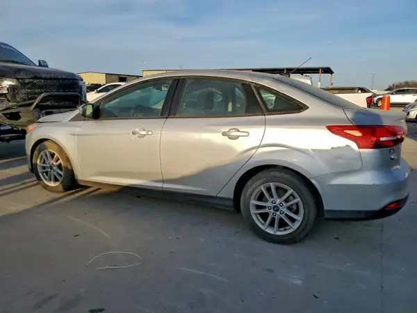 1FADP3FE7JL205340 2018 FORD FOCUS - Image 2