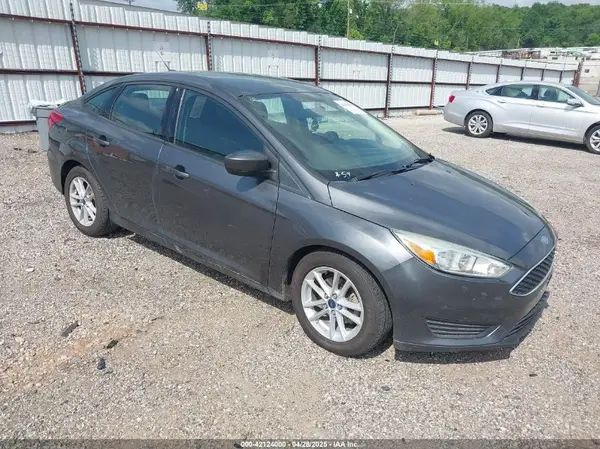 1FADP3FE7JL210828 2018 FORD FOCUS - Image 1